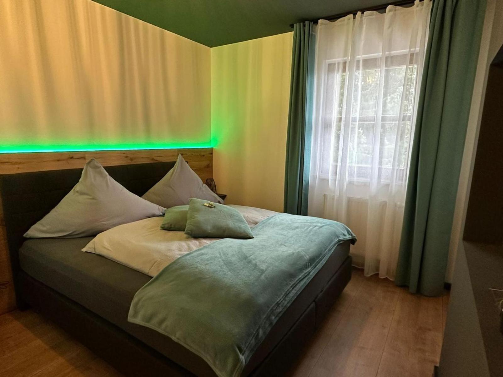 Woidpanorama Ehemals Haus Heike Apartment นอยเชอเนา ภายนอก รูปภาพ